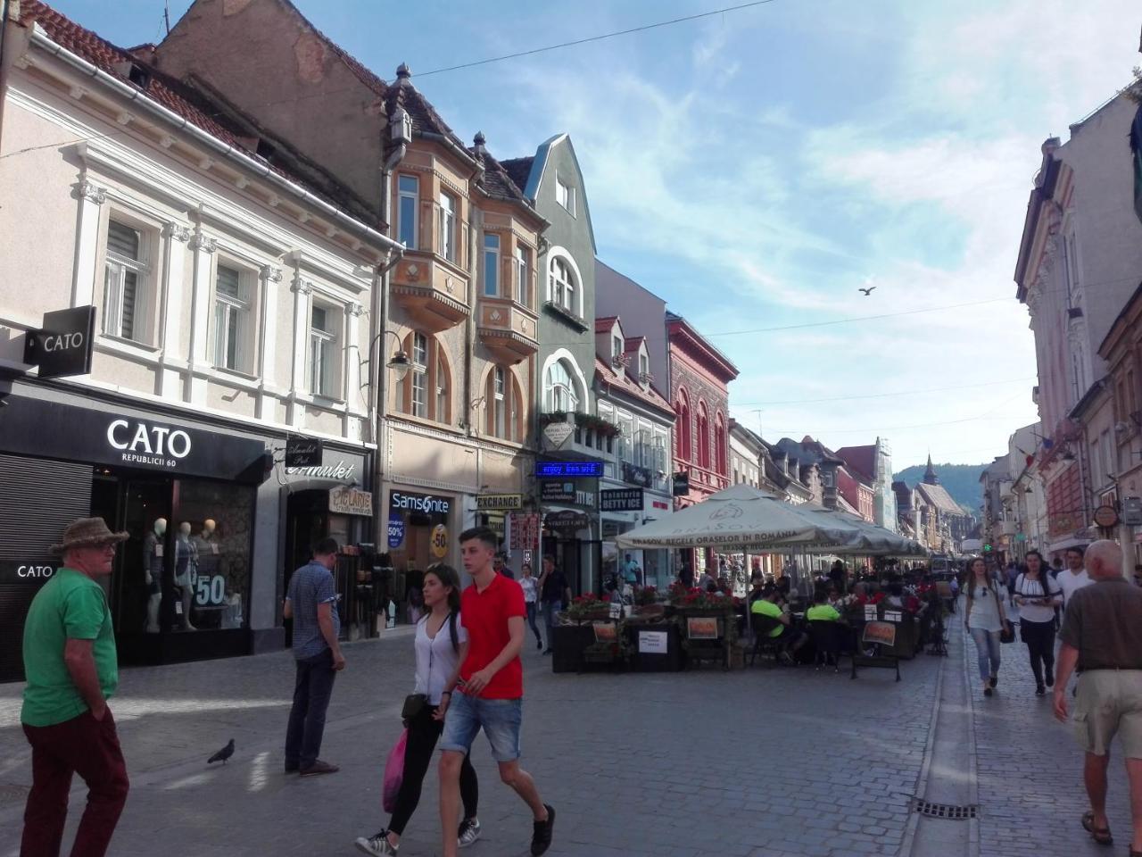 Cozy Republicii Lägenhet Braşov Exteriör bild